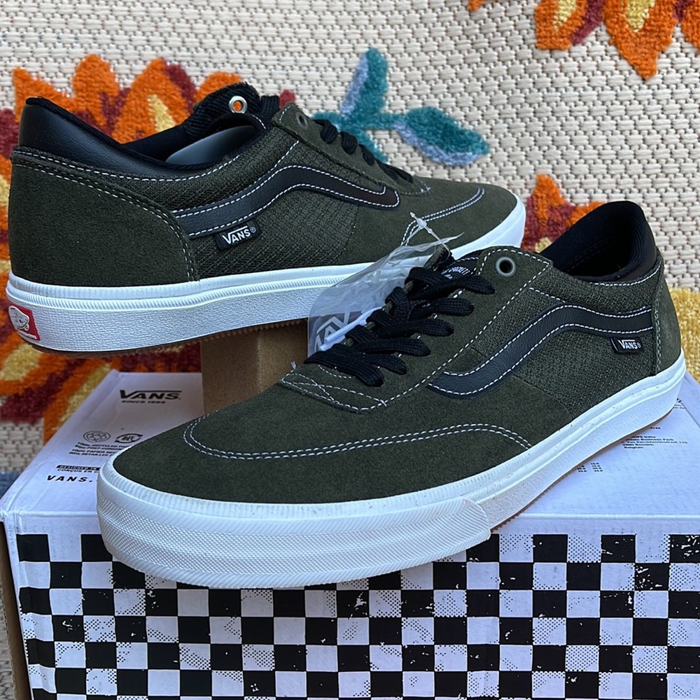 Vans Gilbert Crockett Black/Forest Night WMNS sneakers